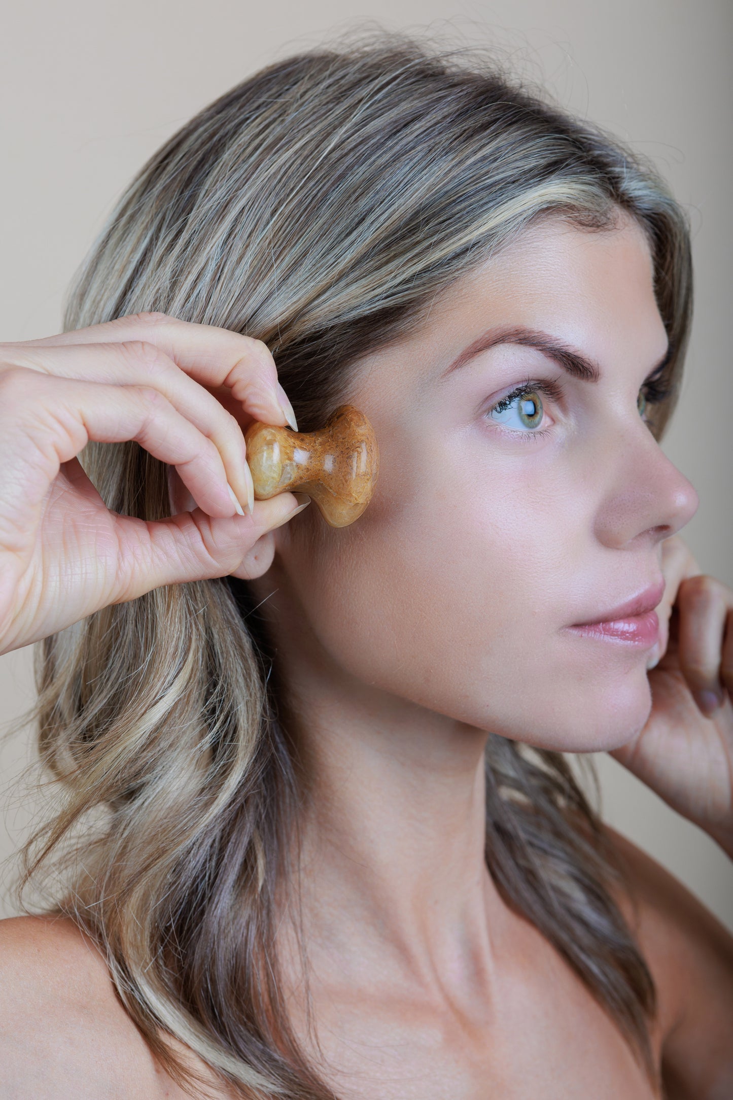 Gold Quartz Gua Sha Mushroom